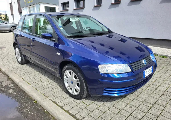 fiat stilo śląskie Fiat Stilo cena 9900 przebieg: 121000, rok produkcji 2004 z Żychlin